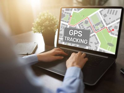 gps tracking on vehicles
